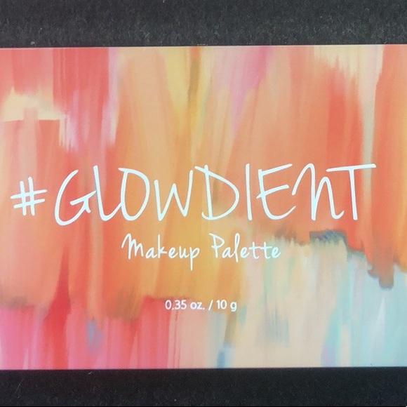 Makeup Palette - Picture 1 of 2